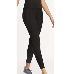 NWT Ladies Old Navy Elevate Leggings